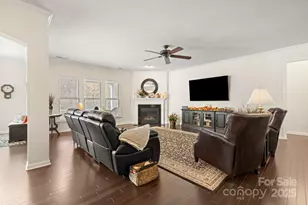 2071 Bronze Leaf Dr, Fort Mill, SC 29707 - Photo 10