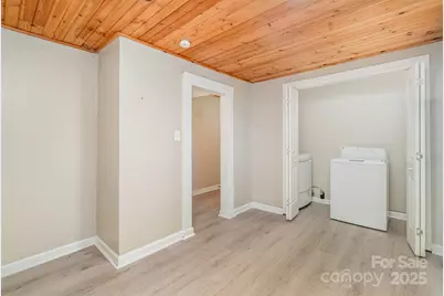 808 Harrisburg Drive SW, Lenoir, NC 28645 - Photo 4