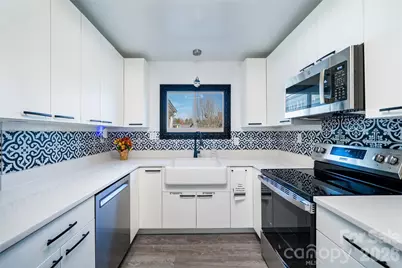 1 Wintry Drive, Hendersonville, NC 28792 - Photo 4