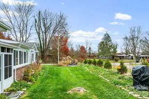 1 Wintry Dr, Hendersonville, NC 28792 - Photo 30