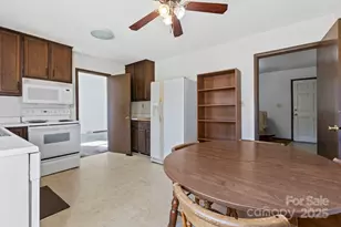 150 Trent Rd, Brevard, NC 28712 - Photo 8