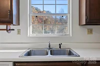 150 Trent Road, Brevard, NC 28712 - Photo 10