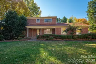 1131 Woodvale Ave, Gastonia, NC 28054 - Photo 2