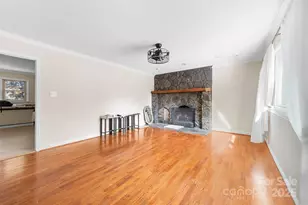 1301 Laurel Ln, Gastonia, NC 28054 - Photo 8