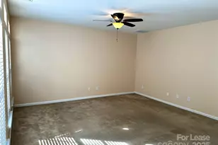 7946 Mariners Pointe Cir, Denver, NC 28037 - Photo 20