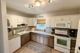 1258 Cambridge St, Gastonia, NC 28054 - Photo 10