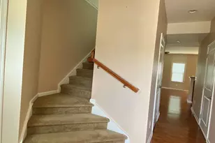 2601 Silverthorn Dr, Charlotte, NC 28273 - Photo 2