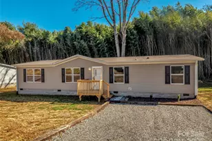 28 Addie Ln, Waynesville, NC 28786 - Photo 2