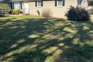 104 Edison St, Kings Mountain, NC 28086 - Photo 2