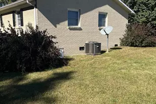 104 Edison St, Kings Mountain, NC 28086 - Photo 10