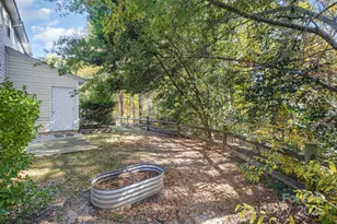 8230 Rudolph Rd, Charlotte, NC 28216 - Photo 42