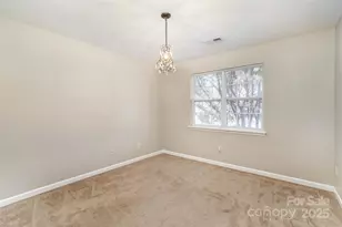 8230 Rudolph Rd, Charlotte, NC 28216 - Photo 34