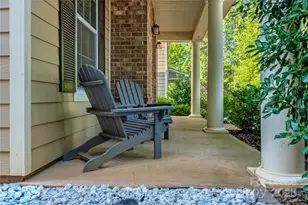 2316 Double Oaks Rd, Charlotte, NC 28206 - Photo 2