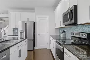 2316 Double Oaks Rd, Charlotte, NC 28206 - Photo 6