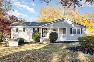 7088 Wateredge Dr, Sherrills Ford, NC 28673 - Photo 4