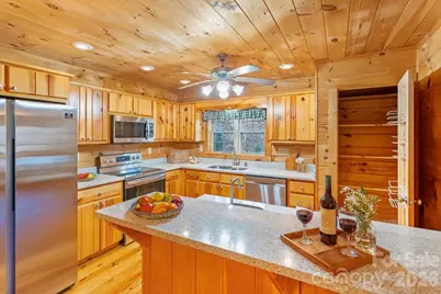 17 Aaron Way, Waynesville, NC 28786 - Photo 8