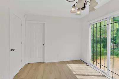 1315 Peach Park Lane, Charlotte, NC 28216 - Photo 4