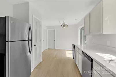 1315 Peach Park Lane, Charlotte, NC 28216 - Photo 2