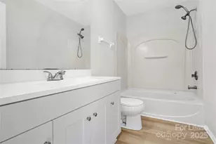 1315 Peach Park Ln, Charlotte, NC 28216 - Photo 20