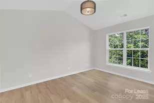 1315 Peach Park Ln, Charlotte, NC 28216 - Photo 16