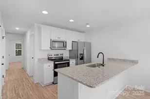 324 Ashford St, Chester, SC 29706 - Photo 2