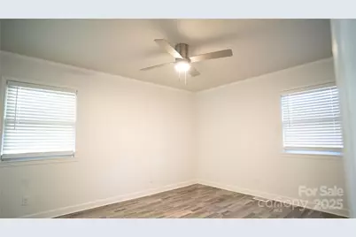 3916 David Cox Road, Charlotte, NC 28269 - Photo 20