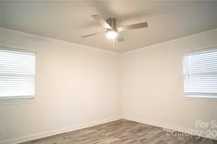 3916 David Cox Rd, Charlotte, NC 28269 - Photo 20