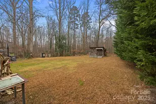 233 Pethel St, Kannapolis, NC 28081 - Photo 16