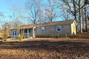 6005 Penndale Dr, Shelby, NC 28152 - Photo 2