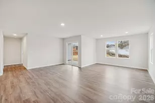 527 Tomlin Trail, Spartanburg, SC 29301 - Photo 8