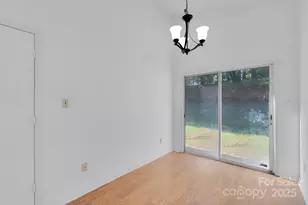 12049 Stewarts Crossing Dr, Charlotte, NC 28215 - Photo 12