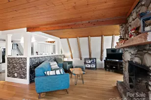 39 Little Piney Mountain Rd, Candler, NC 28715 - Photo 18