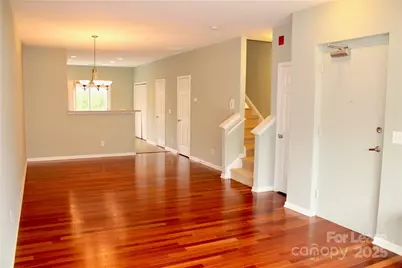 625 Raphael Place, Charlotte, NC 28205 - Photo 2