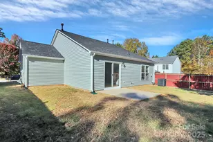 513 Stillgreen Ln, Charlotte, NC 28214 - Photo 34