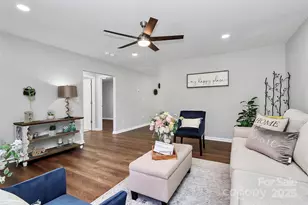 513 Stillgreen Ln, Charlotte, NC 28214 - Photo 4