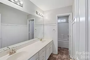 11023 Sycamore Club Dr, Charlotte, NC 28227 - Photo 36
