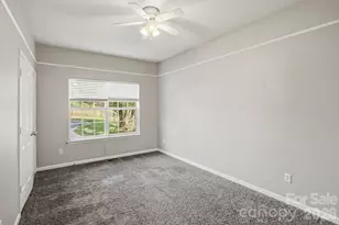 11023 Sycamore Club Dr, Charlotte, NC 28227 - Photo 10