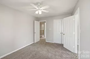 11023 Sycamore Club Dr, Charlotte, NC 28227 - Photo 30