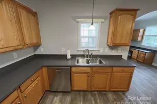 126 Cloister Ln, Mooresville, NC 28117 - Photo 12