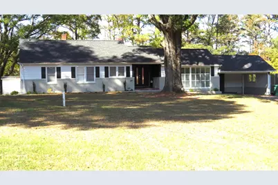 2104 Hillcrest Avenue, Albemarle, NC 28001 - Photo 2