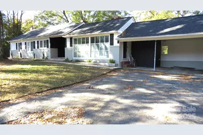 2104 Hillcrest Avenue, Albemarle, NC 28001 - Photo 1