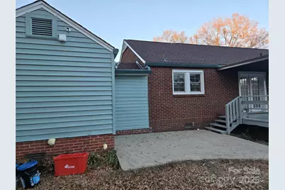 221 E Herman Street, Newton, NC 28658 - Photo 6