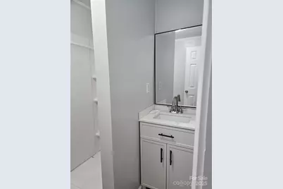 221 E Herman Street, Newton, NC 28658 - Photo 24