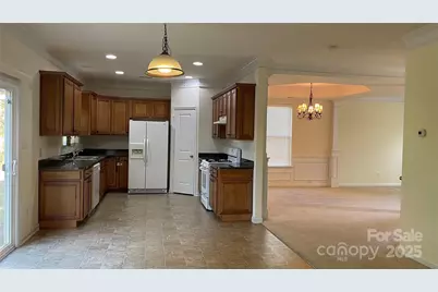 1010 Ashbin Court, Fort Mill, SC 29707 - Photo 8