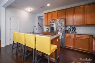 9547 Glenburn Ln, Charlotte, NC 28278 - Photo 4