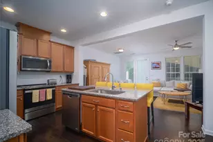 9547 Glenburn Ln, Charlotte, NC 28278 - Photo 6