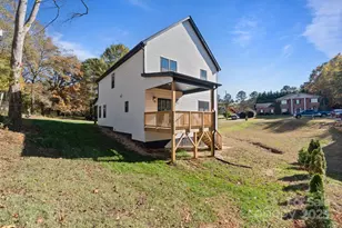 908 30th Ave Dr NW, Hickory, NC 28601 - Photo 24