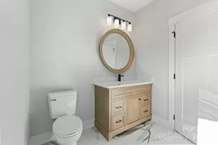 908 30th Ave Dr NW, Hickory, NC 28601 - Photo 6