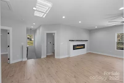 908 30th Avenue Drive NW, Hickory, NC 28601 - Photo 8