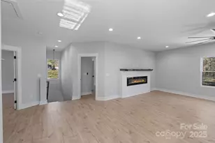 908 30th Ave Dr NW, Hickory, NC 28601 - Photo 8